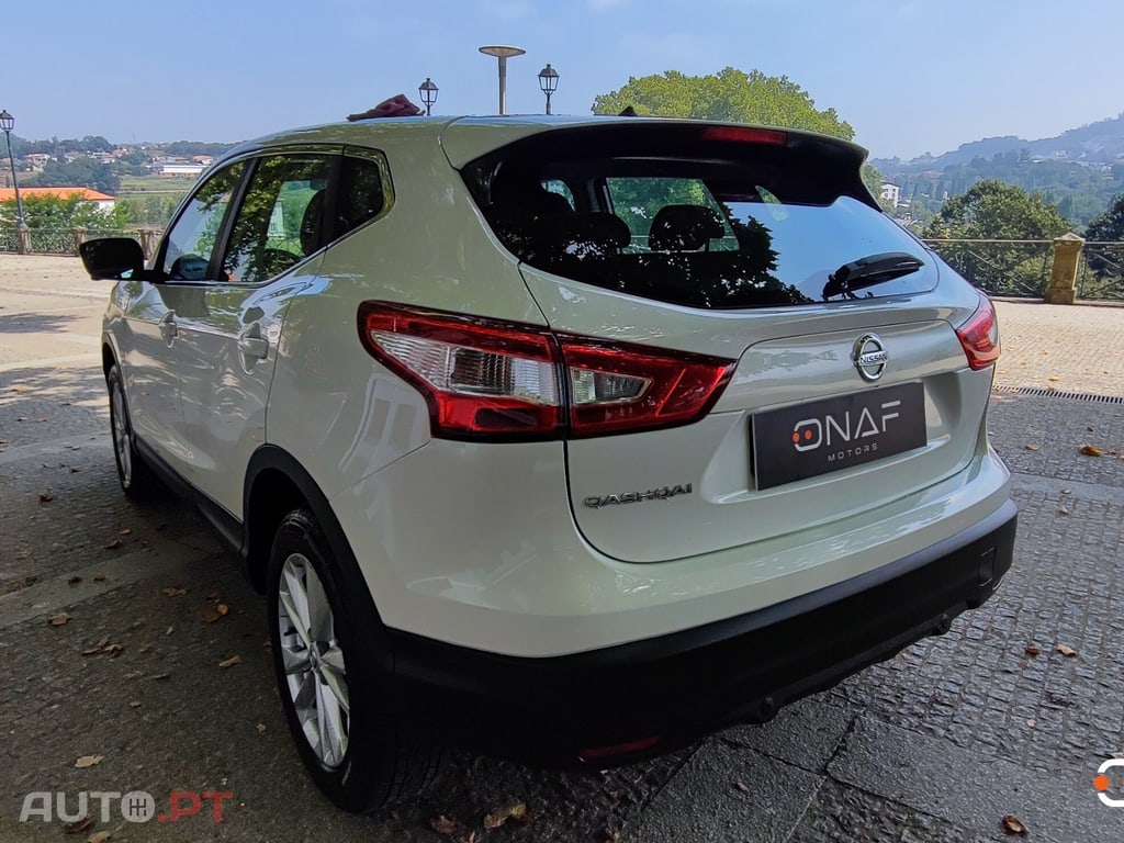 Nissan Qashqai 1.5 dCi N-Connecta 360