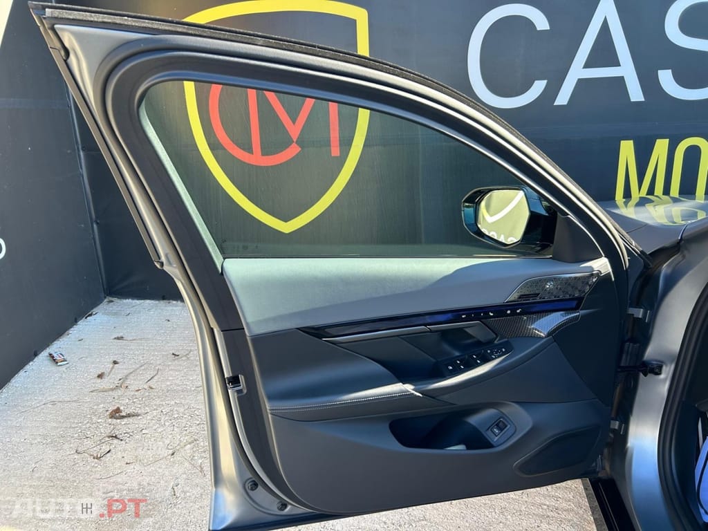 BMW i5 M60 xDrive Pack Desportivo M Pro