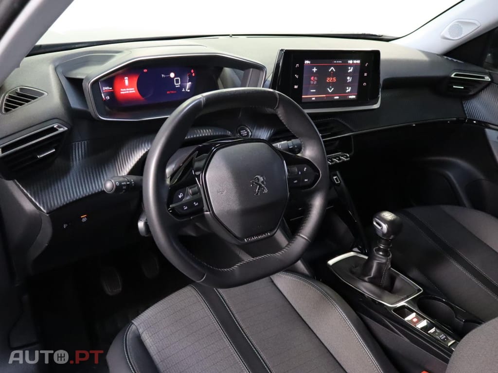 Peugeot 2008 1.2 PureTech  Allure
