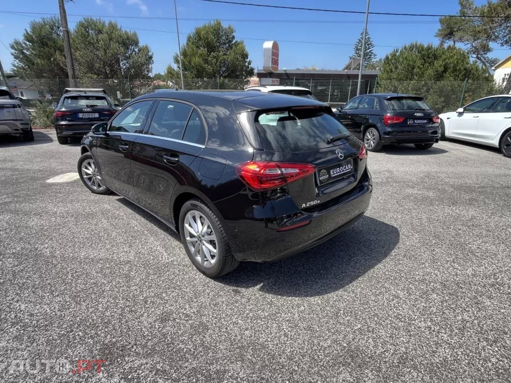 Mercedes-Benz A 250 e 8G-DCT Advanced Progressive