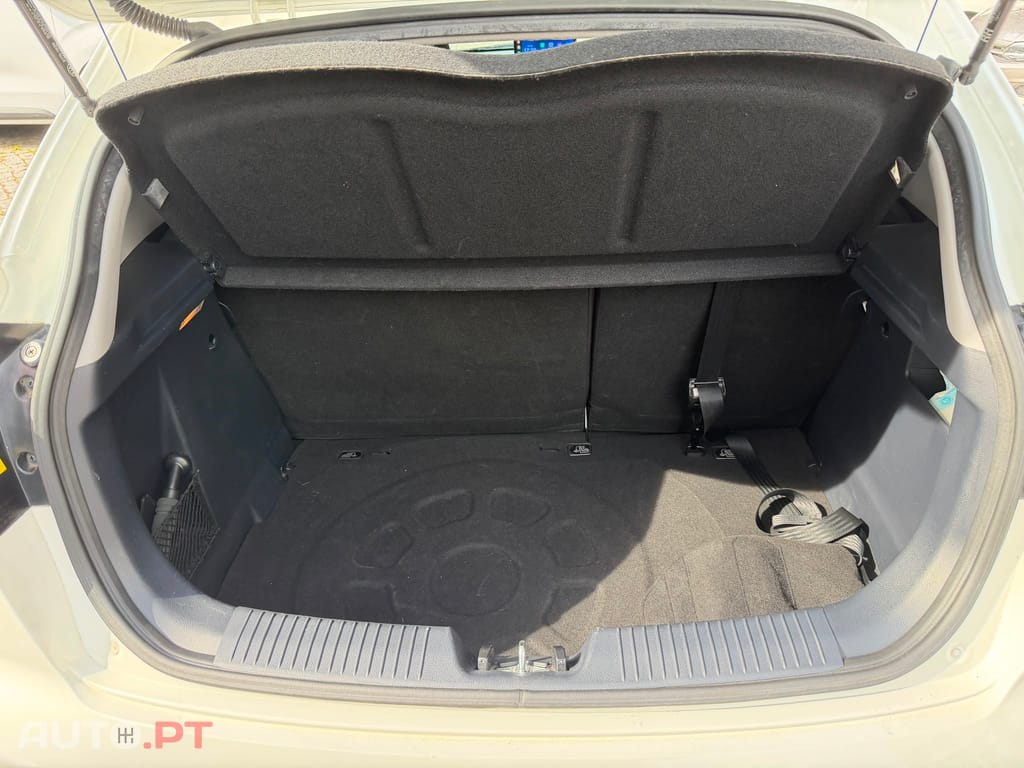 Kia Rio UB