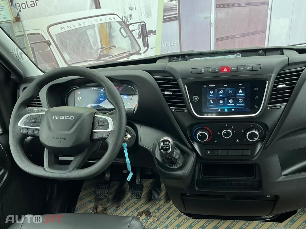 Iveco Daily 3.0 - 180 CV CABINE DUPLA