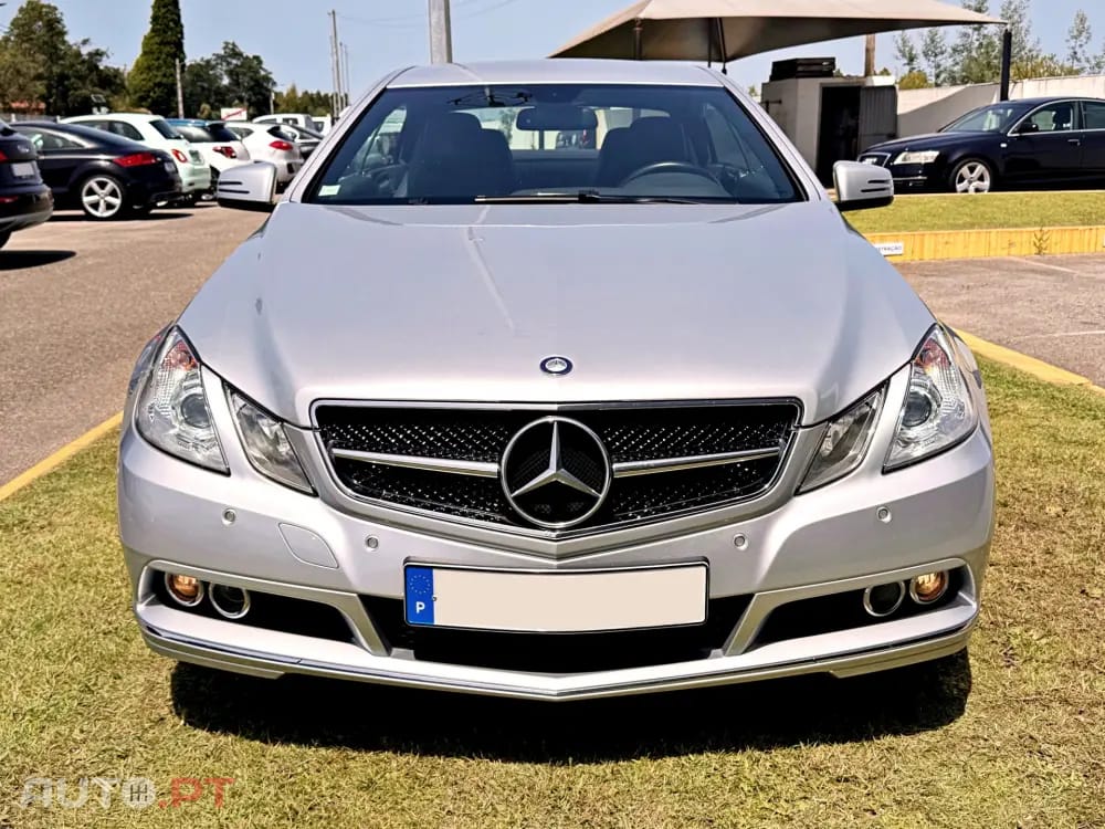 Mercedes-Benz E 220 CDi Avantgarde BlueEfficiency