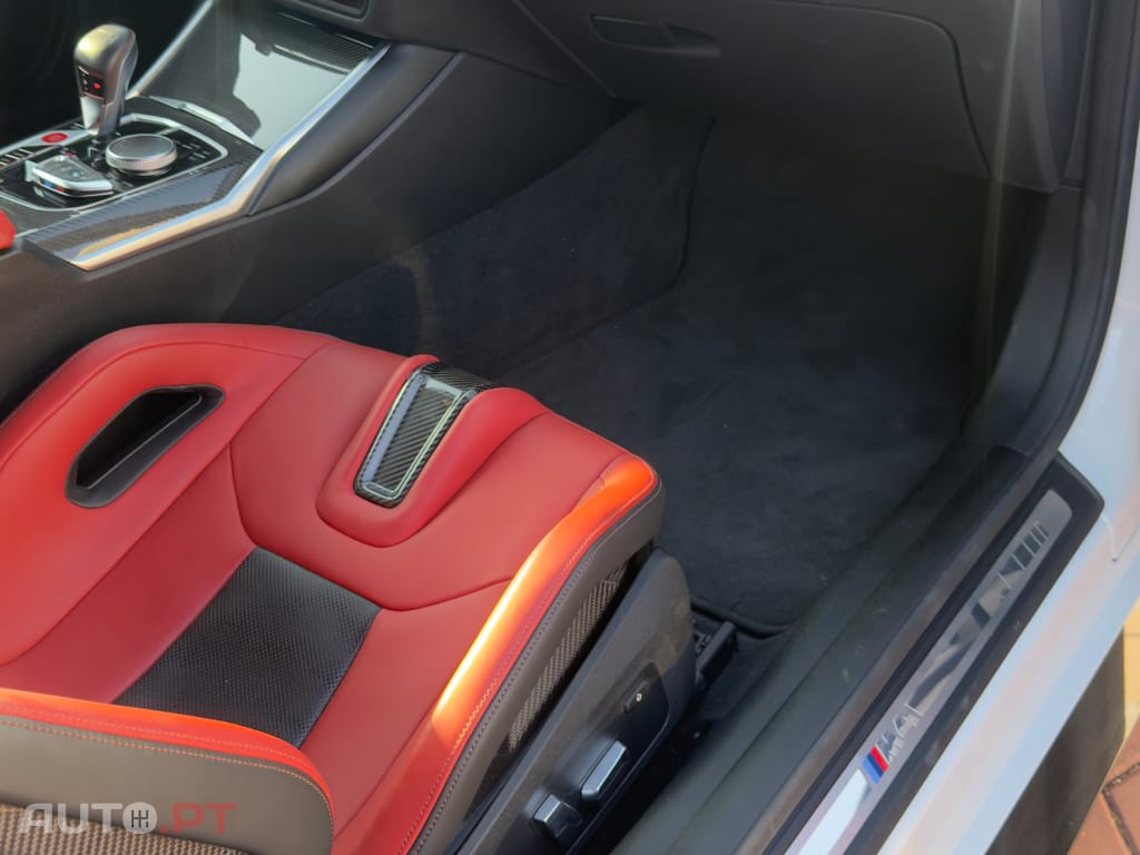 BMW M4 X-DRIVE CARBONO