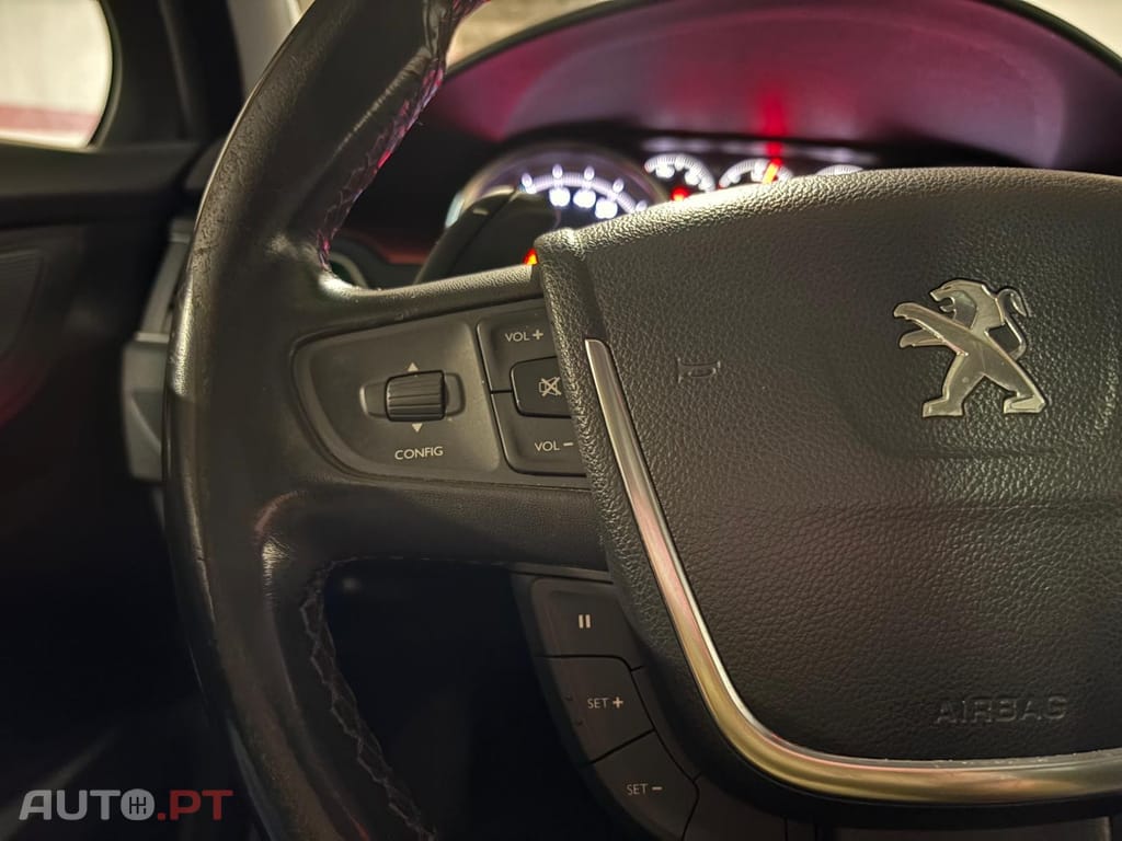 Peugeot 508 RXH 2.0 HDi Hybrid4 2-Tronic