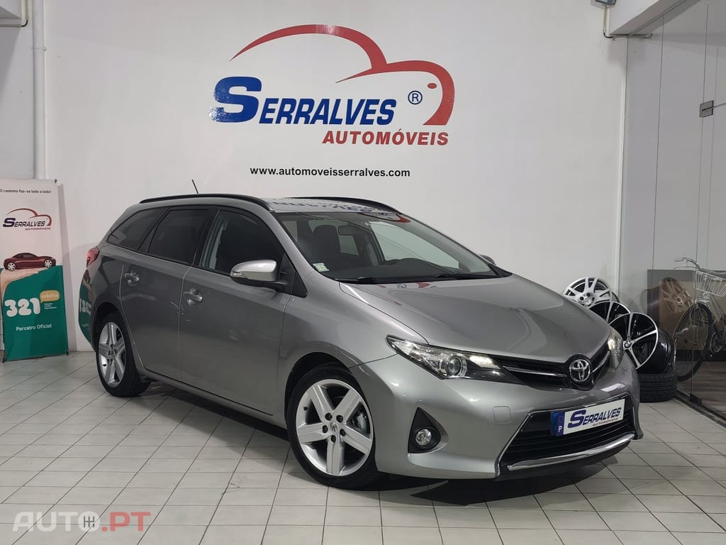 Toyota Auris Touring Sports 1.4 D-4D Comfort+Pack Sport