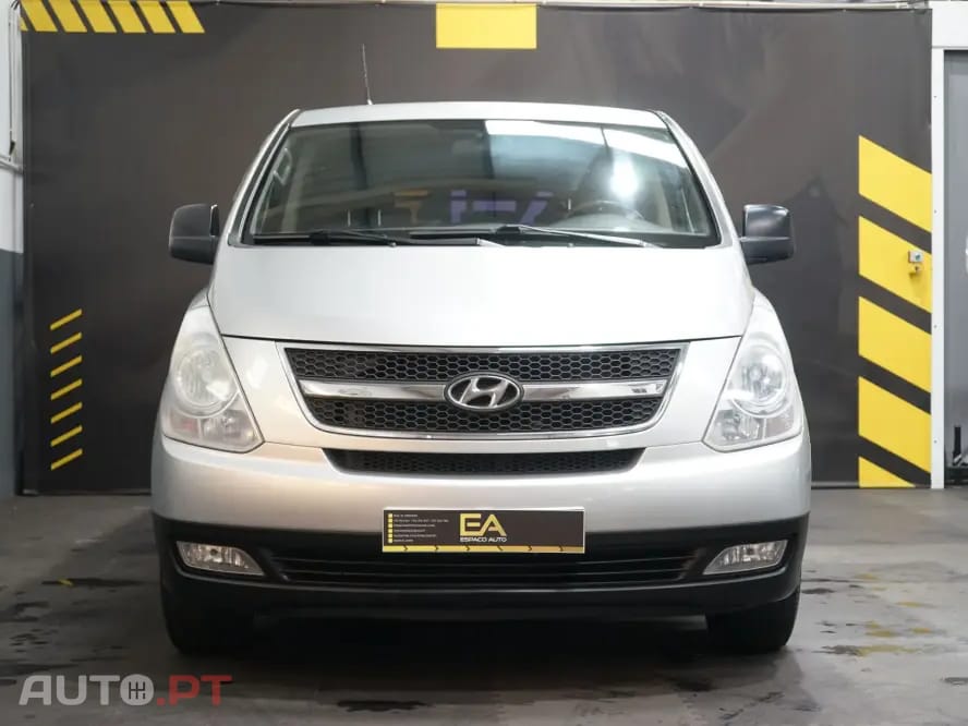 Hyundai H-1 2.5 CRDi Travel Comfort