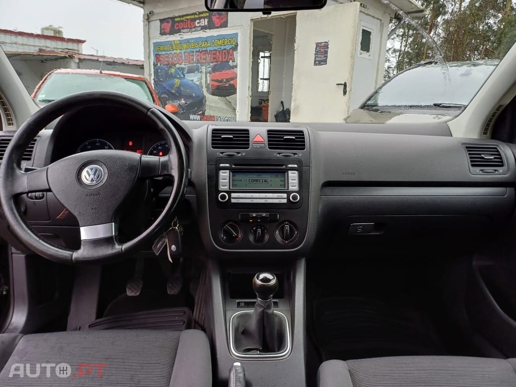 Volkswagen Golf 1.4i Trendline AC — fotografia 6