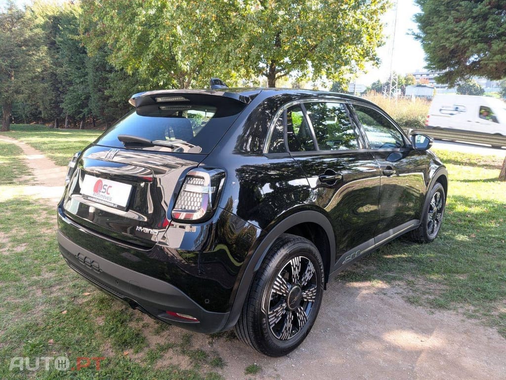 Fiat 600 1.2 Hybrid Icon
