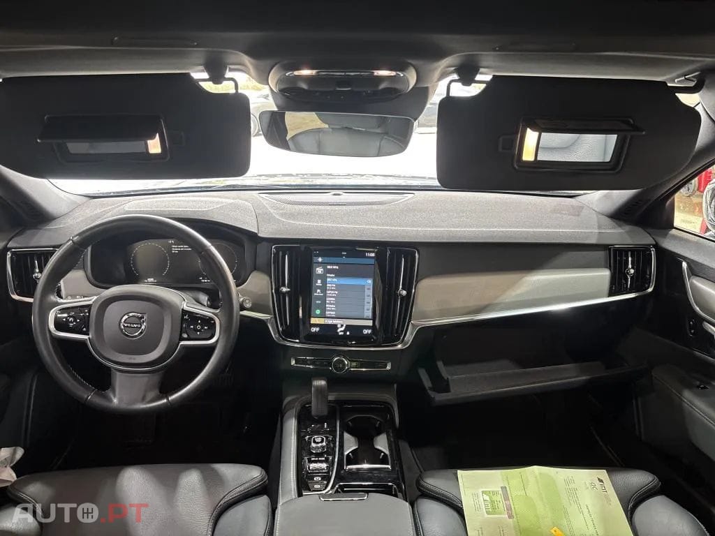 Volvo V90 2.0 T6 PHEV R-Design Expression AWD