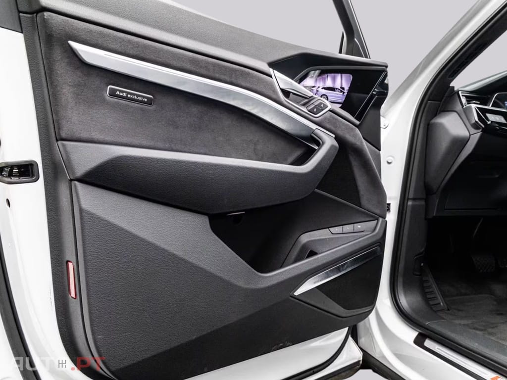 Audi E-Tron S I.V.A DEDUTIVEL 