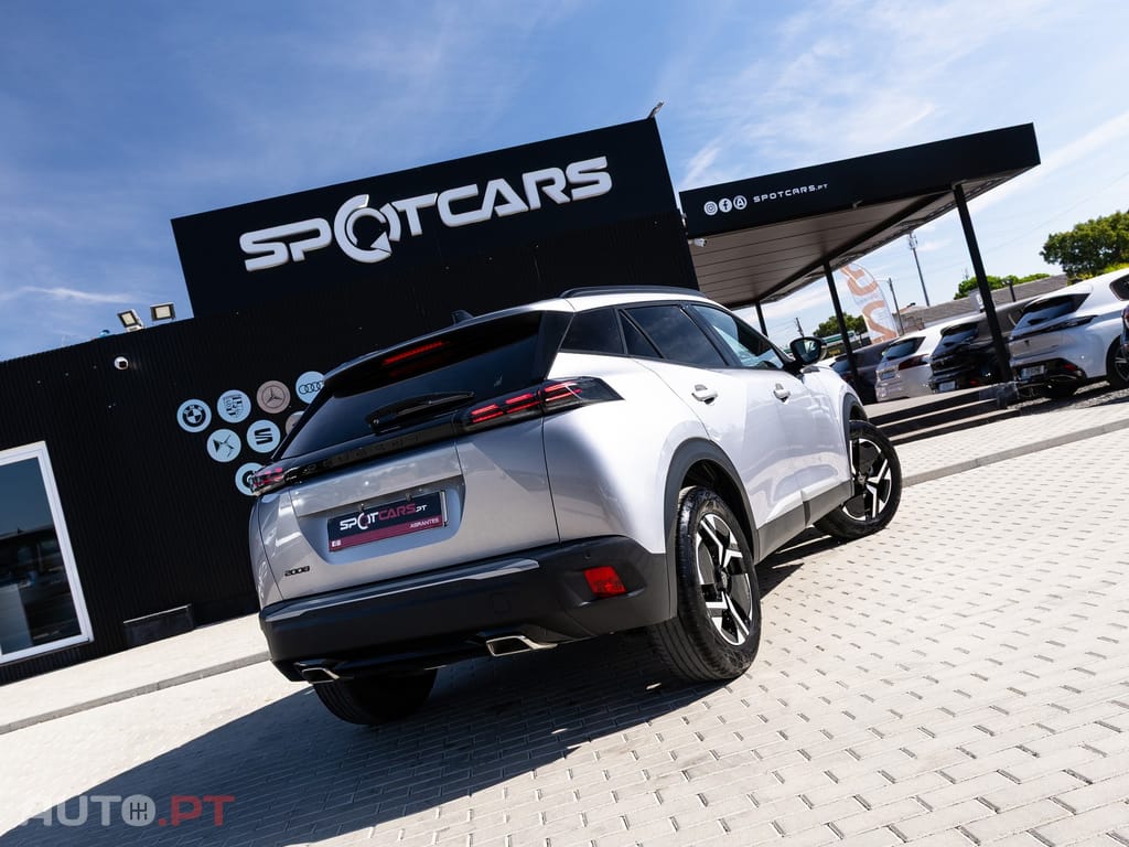 Peugeot 2008 1.2 PureTech Allure
