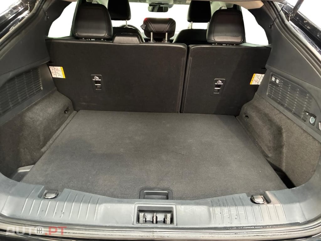 Ford Mustang Mach-E Standard Range