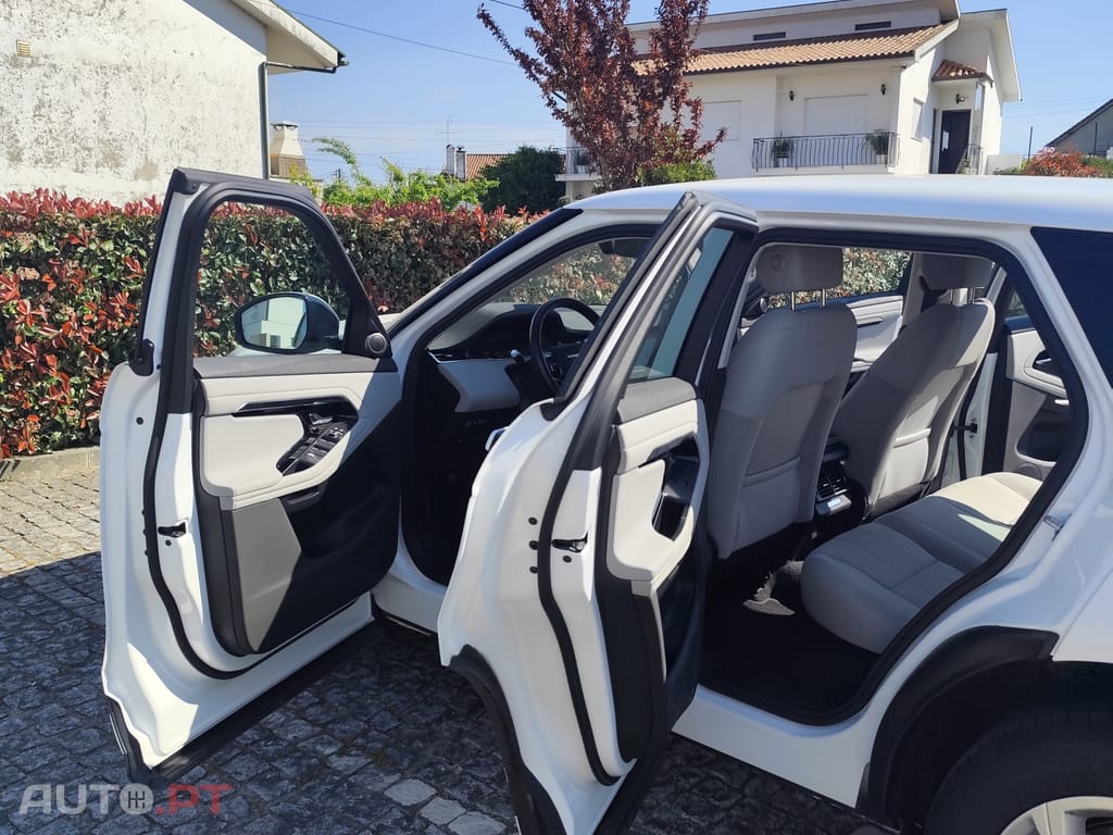 Land Rover Evoque P300
