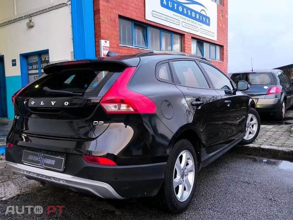 Volvo V40 1.6 D2 Momentum Powershift Eco
