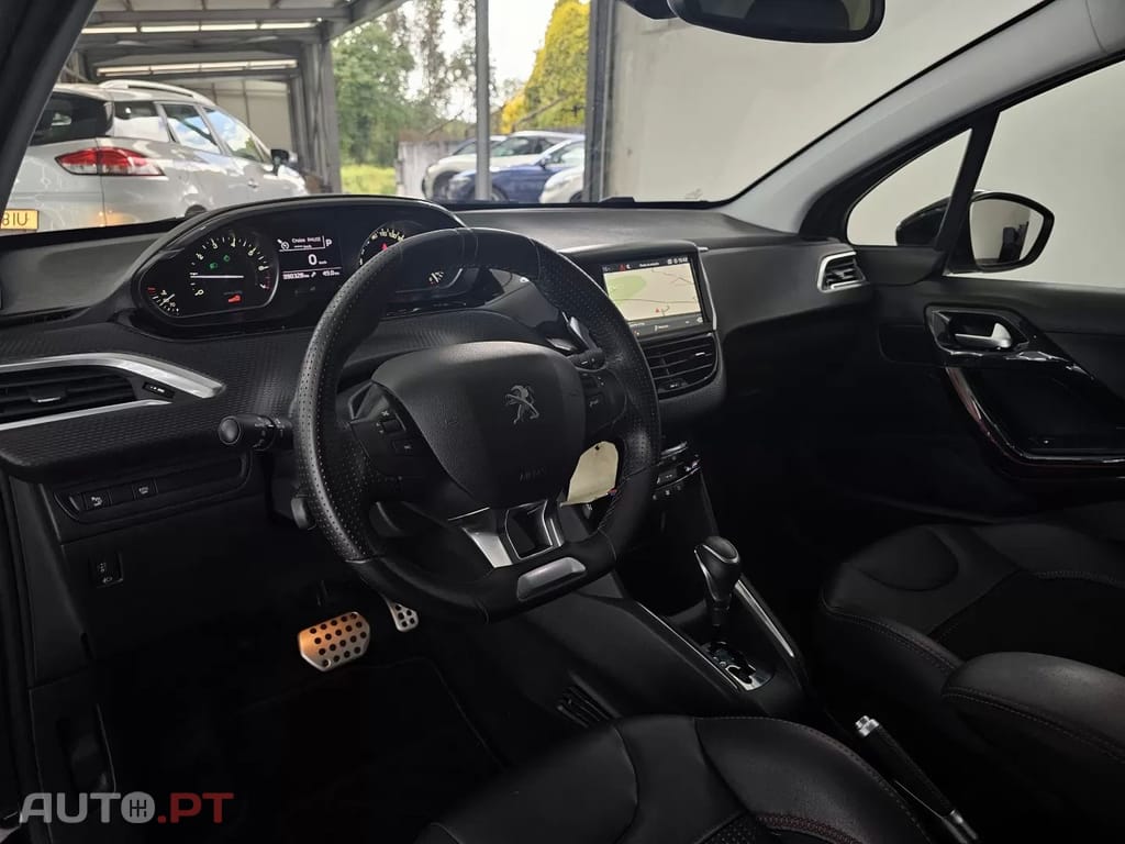 Peugeot 208 1.2 PureTech GT Line EAT6