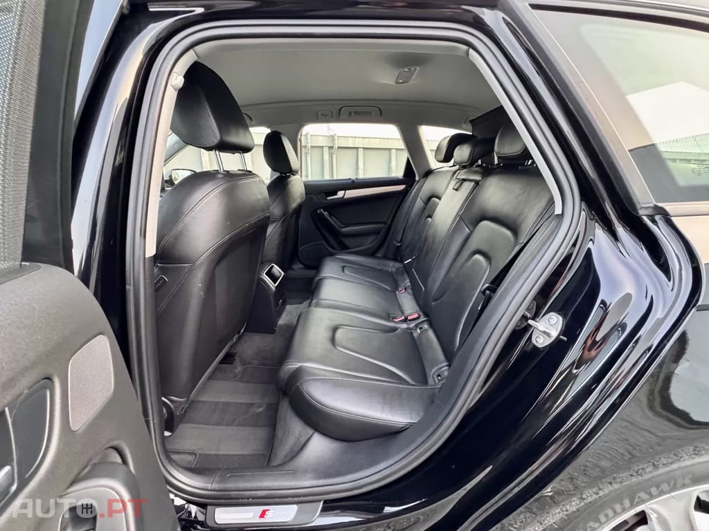 Audi A4 Avant 2.0 TDI S-line