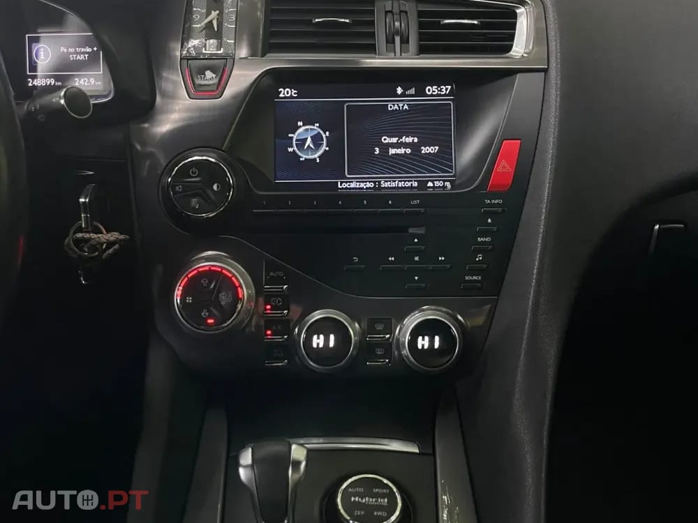 Citroen DS5 2.0 HDi Hy4 So Chic CMP6 102g