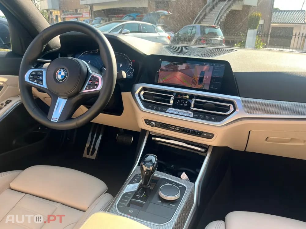 BMW 330 e Pack Desportivo M Auto