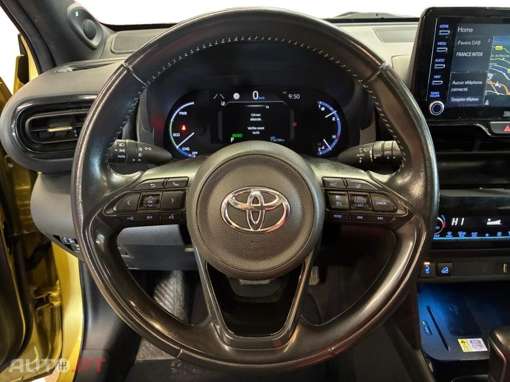 Toyota Yaris Cross 1.5 HDF Premier Edition