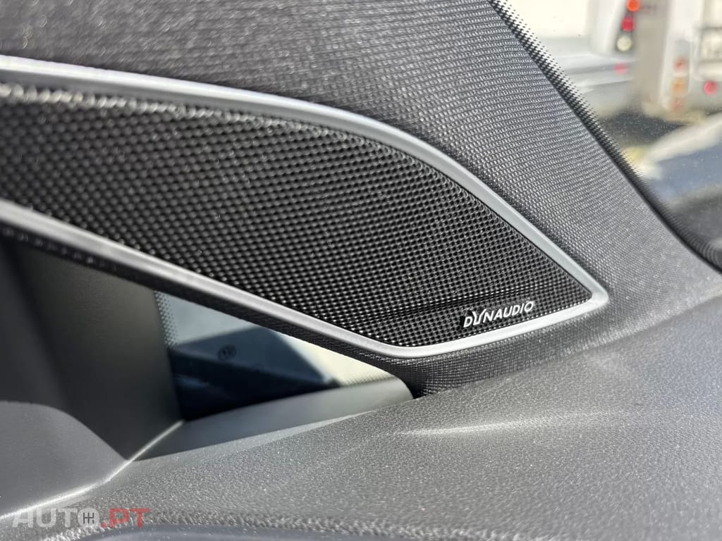 Volkswagen Golf GTI Performance BlueMotion DSG