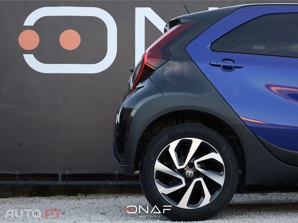 Toyota Aygo X 1.0 VVT-i Teamplayer
