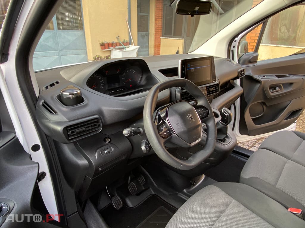Peugeot Partner 1.6 HDI L1  100cv Carplay  Nacional Só 99 mil kms