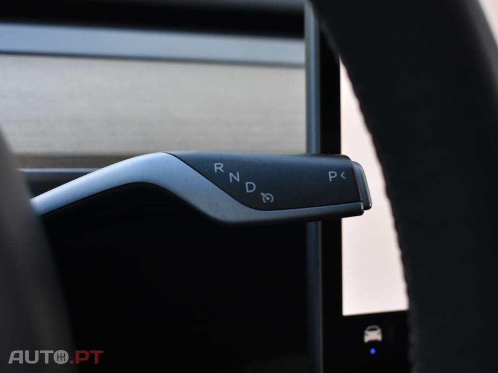 Tesla Model Y Performance Tração Integral