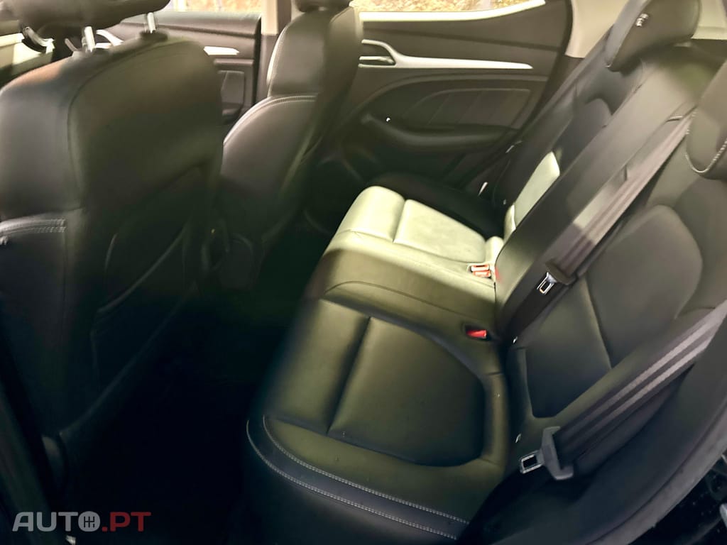 MG ZS EV 44.5 kWh Luxury  c/ IVA