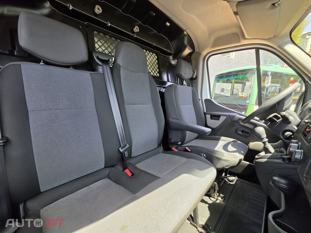 Renault Master 2.3 dCi L3H2 3.5T