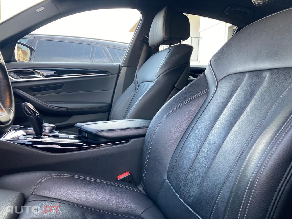 BMW 520 DA LINE LUXURY