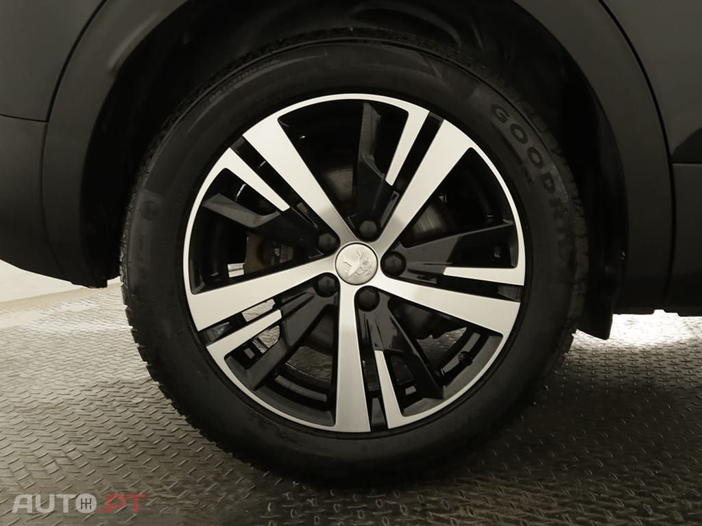 Peugeot 3008 3008 1.2 PureTech GT EAT8