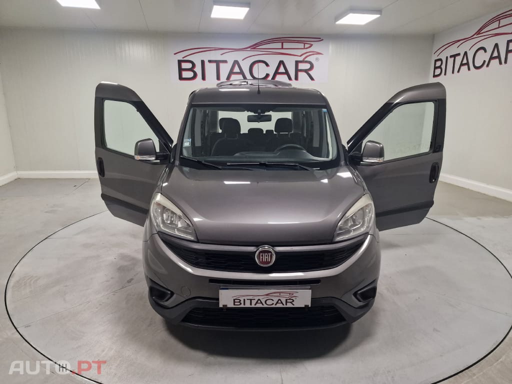 Fiat Doblo COMBI MAXI 1.3 MULTIJET 5 LUGARES