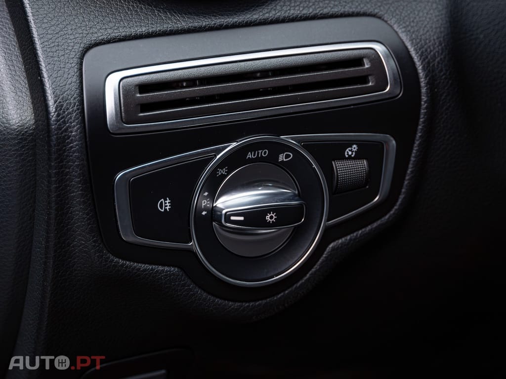 Mercedes-Benz C 220 d AMG Line