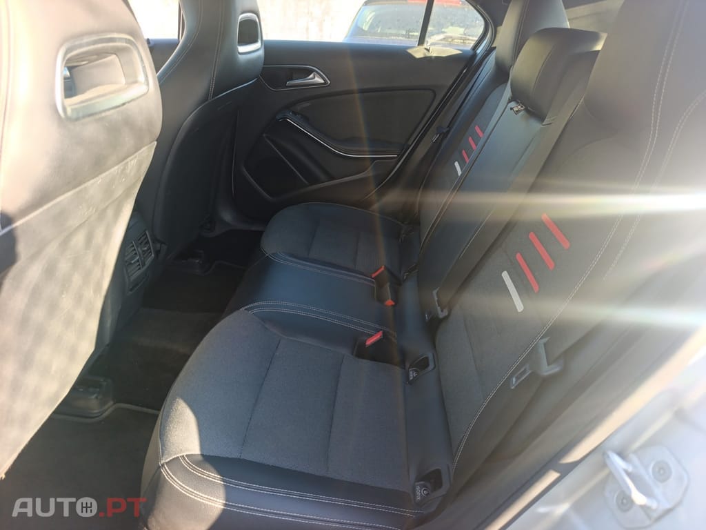 Mercedes-Benz A 180 CDI (BlueEFFICIENCY) Urban