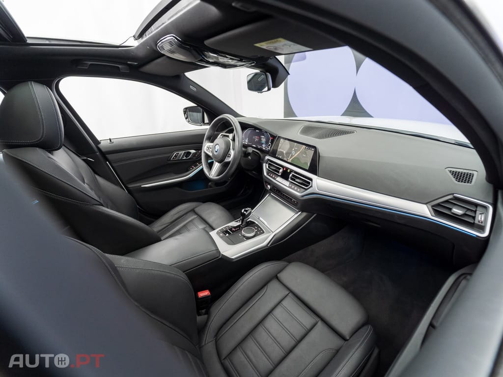 BMW 320 e Line Sport Auto