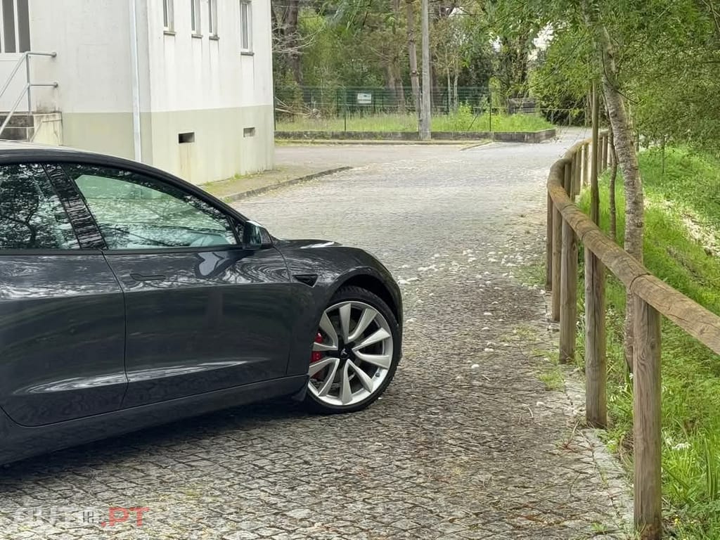 Tesla Model 3 Performance Dual Motor AWD