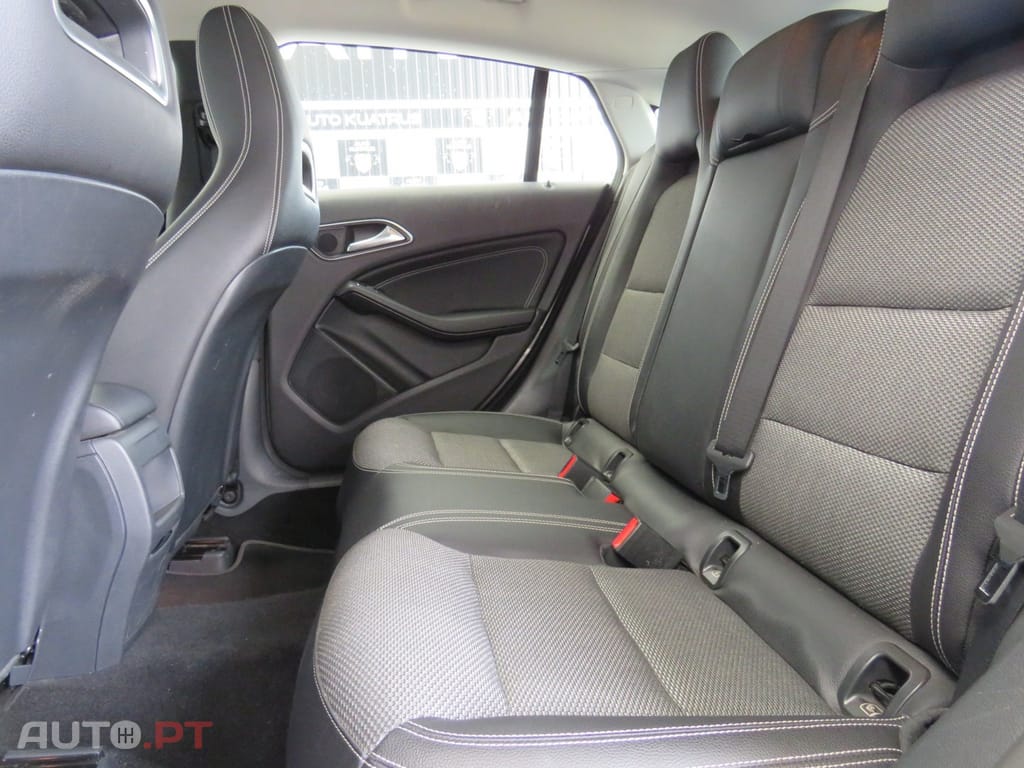 Mercedes-Benz CLA 180 d Shooting Brake