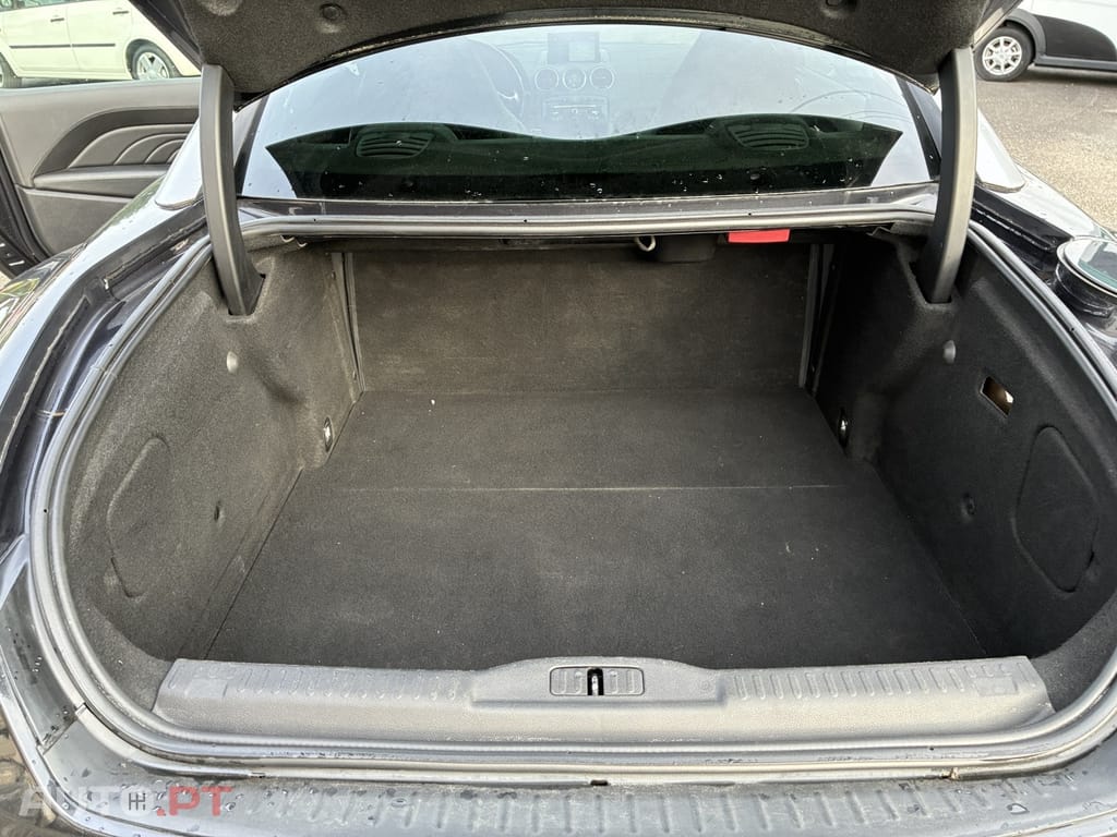 Peugeot RCZ 2.0 HDi 130g