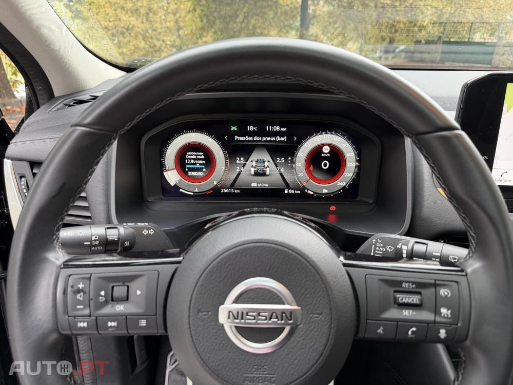 Nissan Qashqai 1.3 DIG-T N-Connecta J18