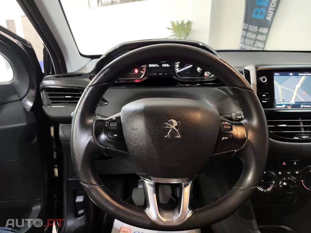 Peugeot 208 1.2 PureTech Style