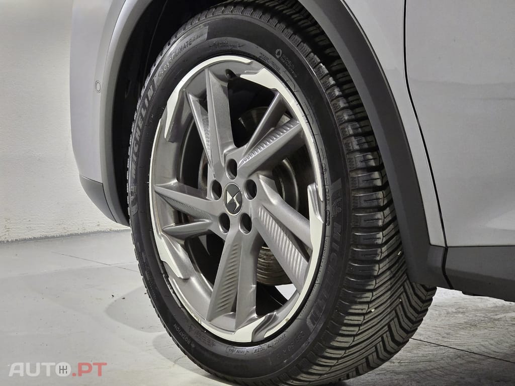 DS DS7 Crossback E-Tense Bastille+ EAT8