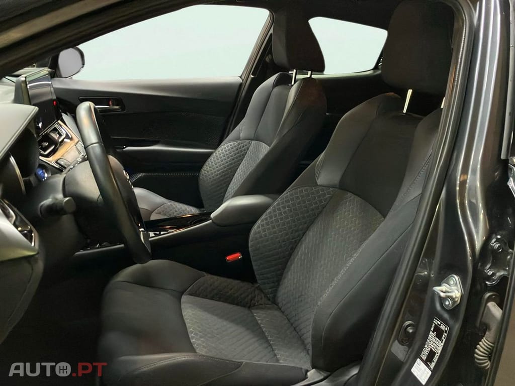 Toyota C-HR 1.8 FULL HYBRID