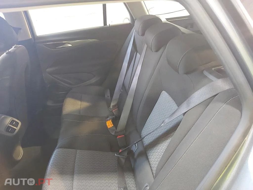 Opel Insignia 1.6 CDTi Business Edition