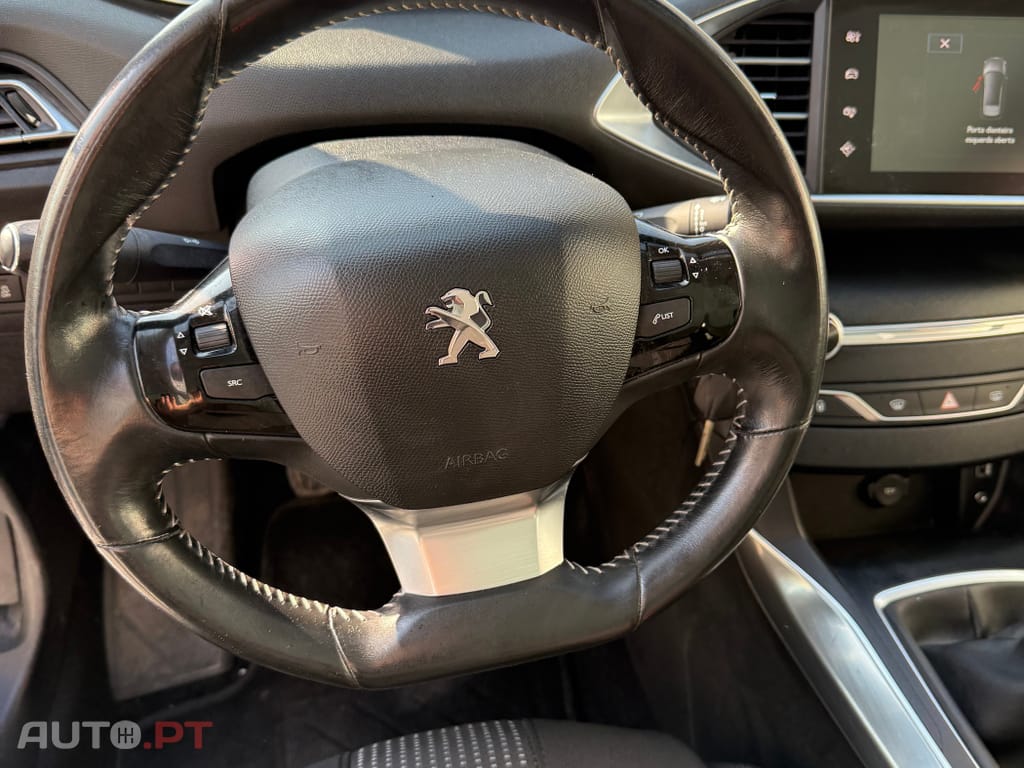 Peugeot 308 SW 1.6 BlueHDi Allure J17