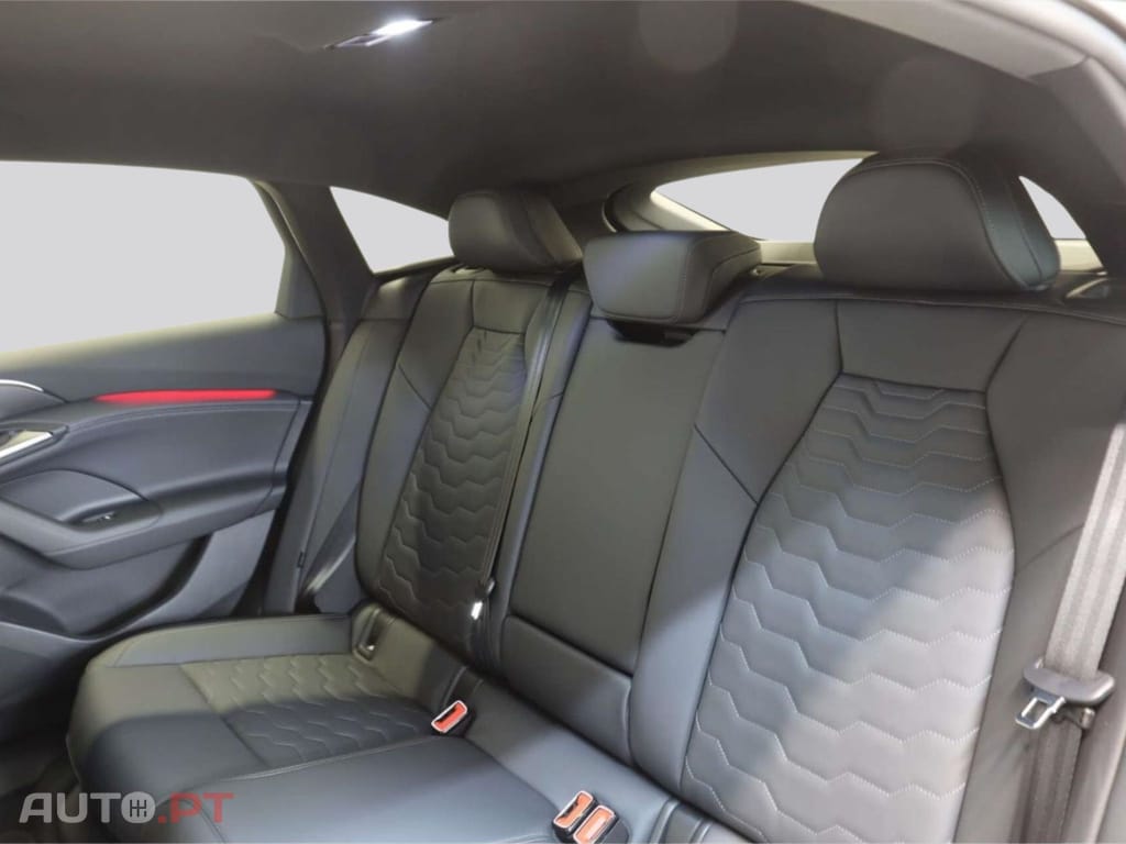 Audi A6  e-tron Sportback S line I.V.A DEDUTÍVEL