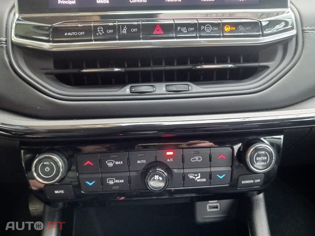 Jeep Compass 1.5 TG e-Hybrid Summit DCT