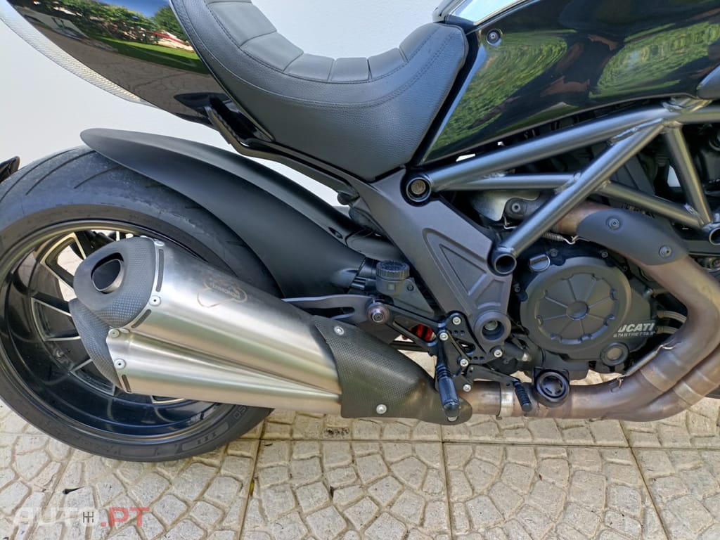 Ducati Diavel 1200 CROMO ABS COM EXTRAS