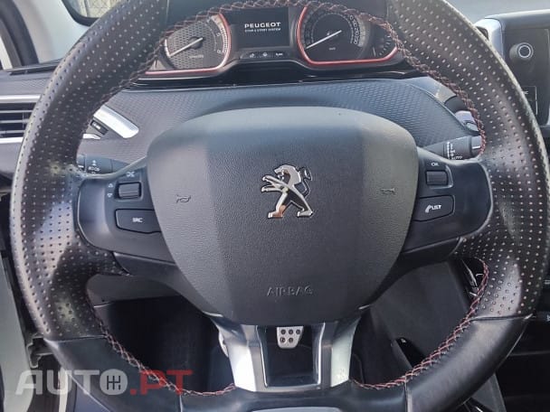 Peugeot 2008 1.6 BlueHDi GT Line