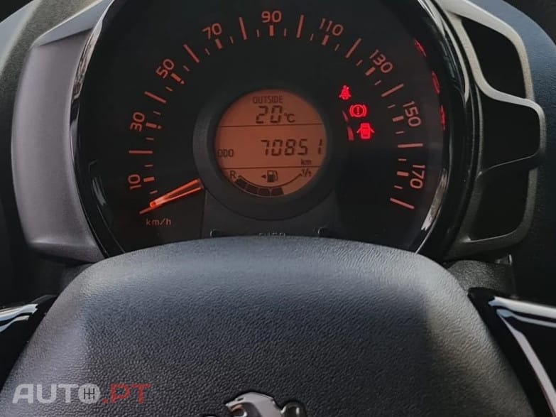 Peugeot 108 1.0 VTi STYLE